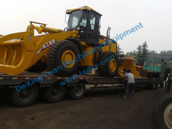 c(din)鿴Ԕ(x)Ϣ(bio)}Large loader transport xΔ(sh)1552